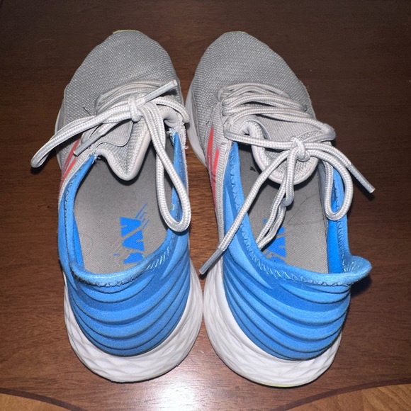 New Balance Fresh Foam ROAV - Picture 4 of 5